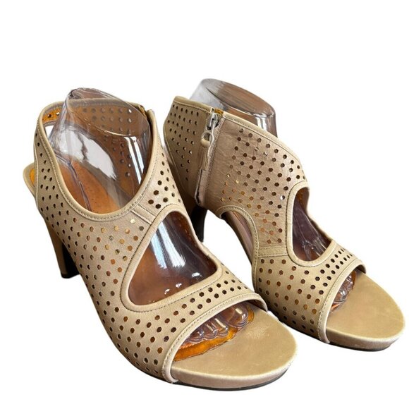 Tsubo Casio Heels Open Toe Perforated Size 10 - Picture 1 of 8